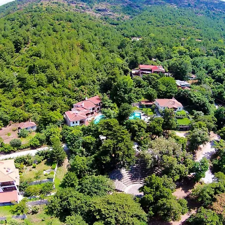 Kazaviti Luxury Lejlighedshotel 4*