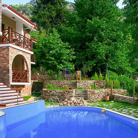 Lägenhetshotell Kazaviti Luxury