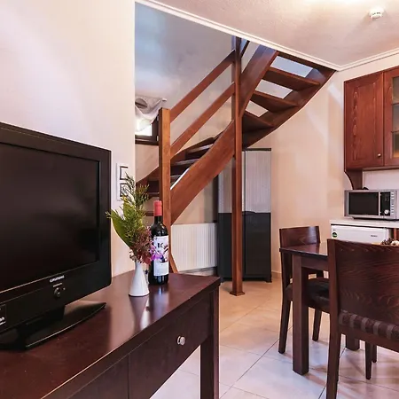 Lägenhetshotell Kazaviti Luxury