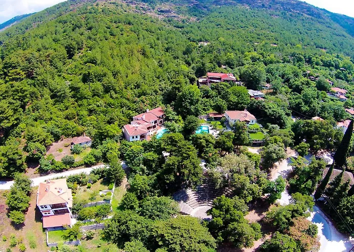 Kazaviti Luxury Apart Otel 4*